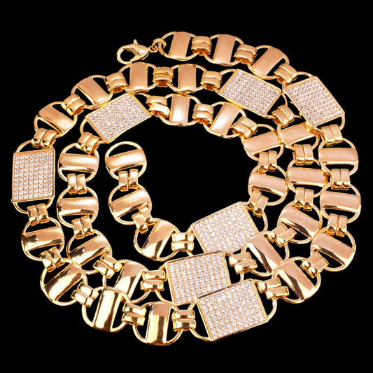 14mm Square Clustered Chain